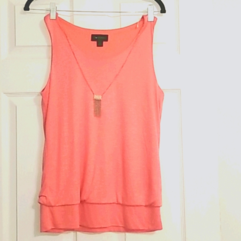 BRAND NEW TOP